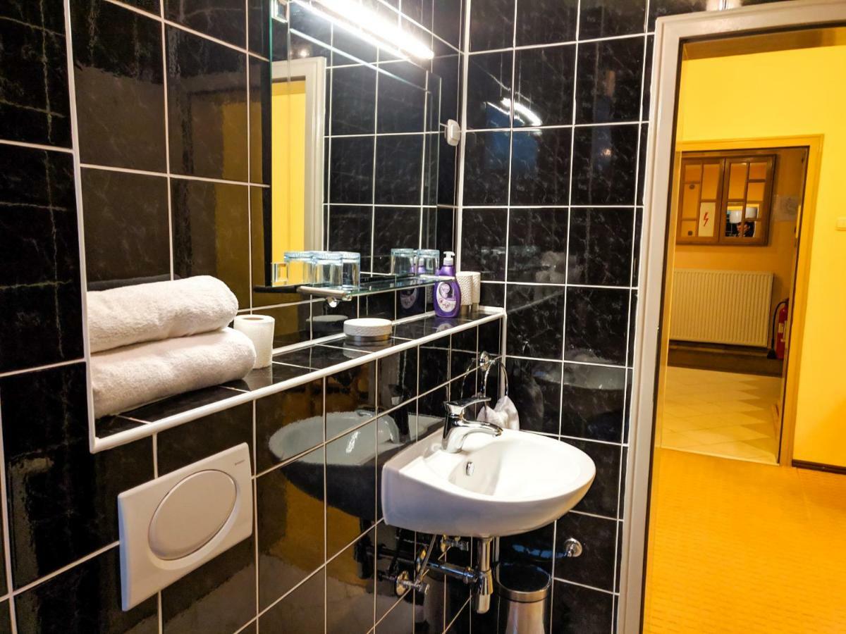 יאיצי Motel Stecak מראה חיצוני תמונה